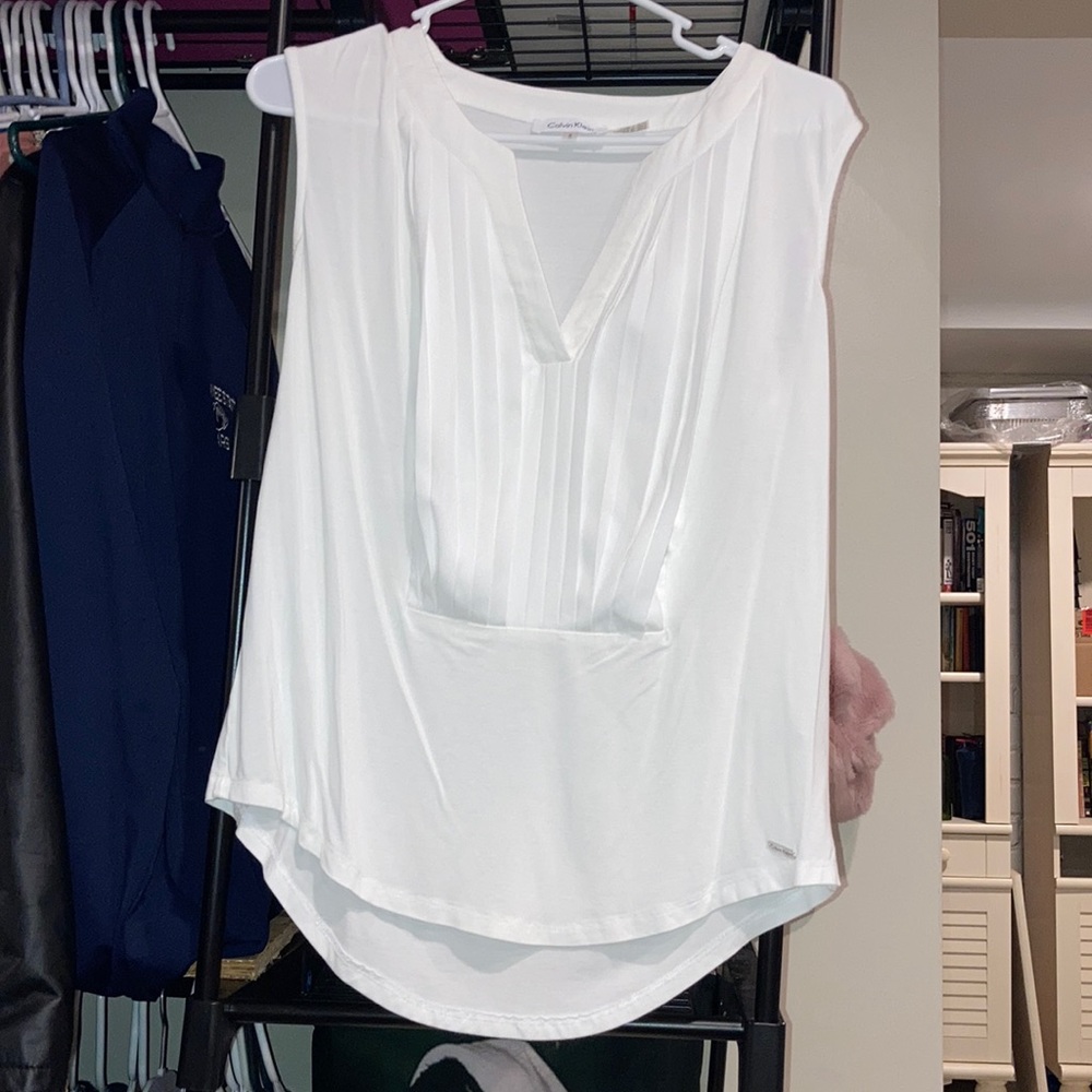 White Fancy Sleeveless Blouse